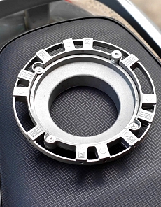 ngam-bowen--ring-adapter-gan-softbox-cho-den-flash-cho-godox-nicefoto-jinbei-3915